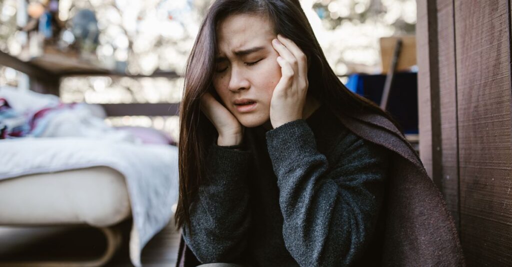 Headaches & Migraines chiropractic treatment in Boulder, CO at MŪV Chiropractic Boulder