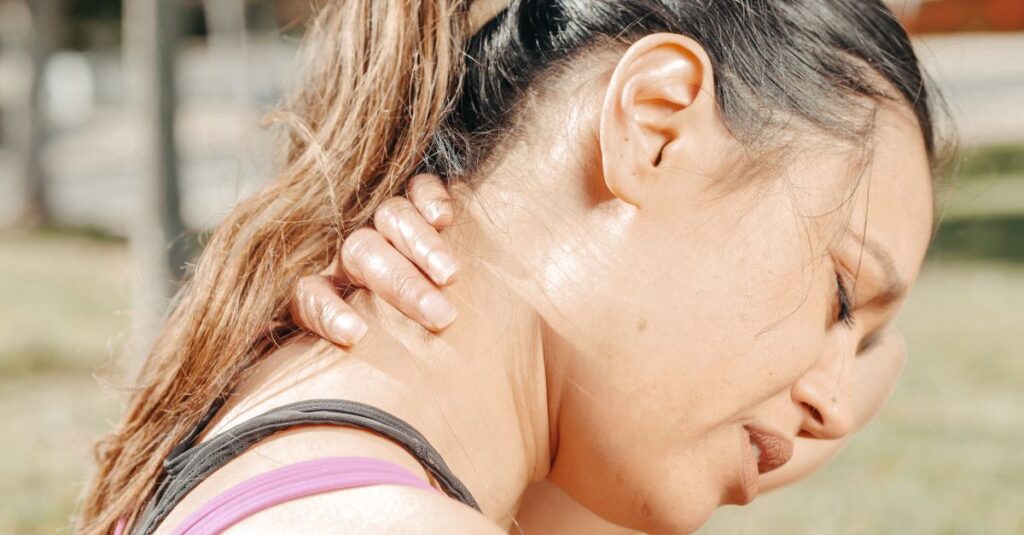 Whiplash chiropractic treatment in Boulder, CO at MŪV Chiropractic Boulder